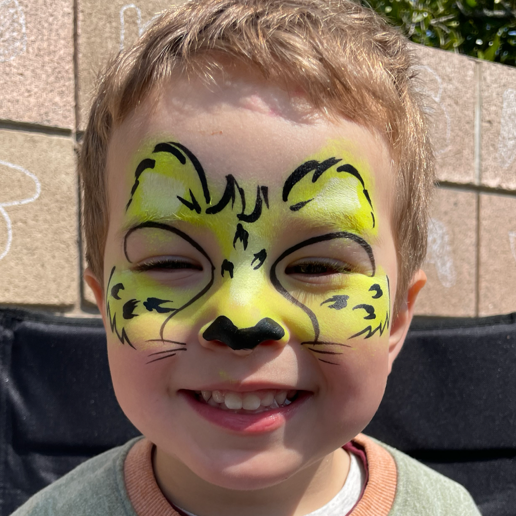 Yellow cheetah face paint